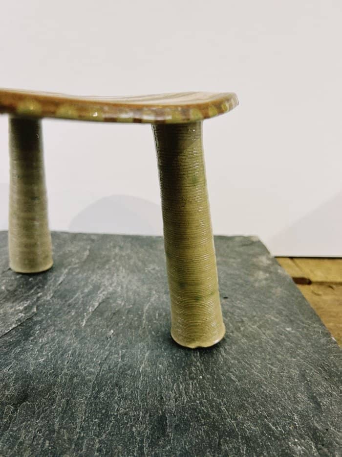 Biscuity Sculptural Cake Stand - Daisy Witch Club