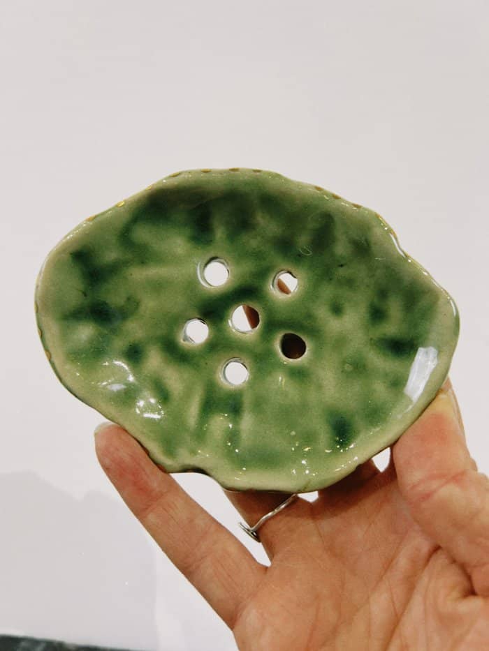 Helecho Soap Dish I - with gold lustre - Daisy Witch Club