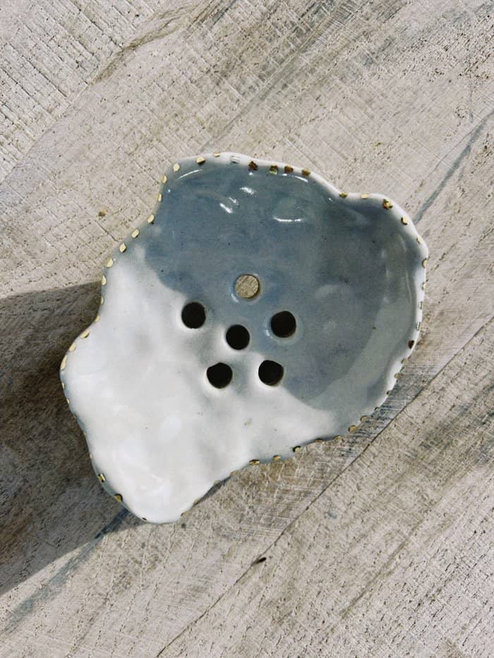 Neblina Soap Dish I with gold lustre - Daisy Witch Club