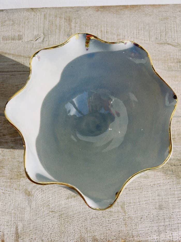 Neblina Waved Bowl with Gold Lustre - Daisy Witch Club